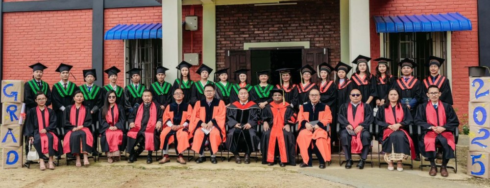 Dignitaries and others during 48th convocation ceremony of Mt Terogvu Theological College.